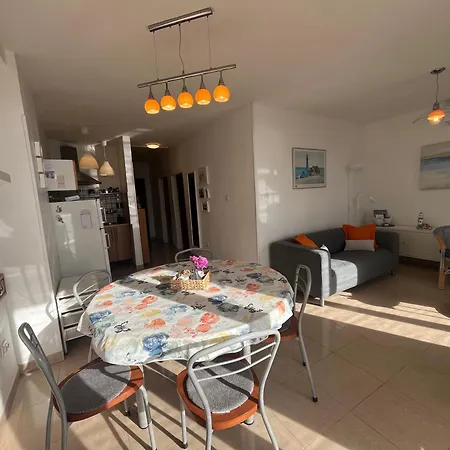 Apartman Marijana Mit Meerblick