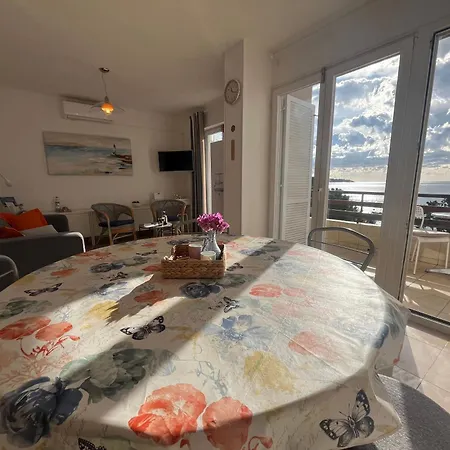 Apartman Marijana Mit Meerblick